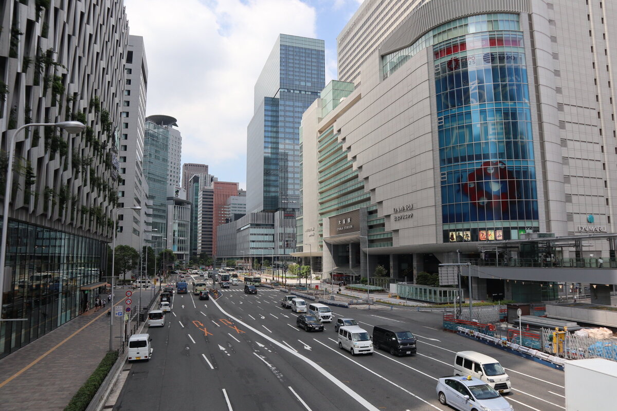 ARISTO扇町_大阪駅.JPG